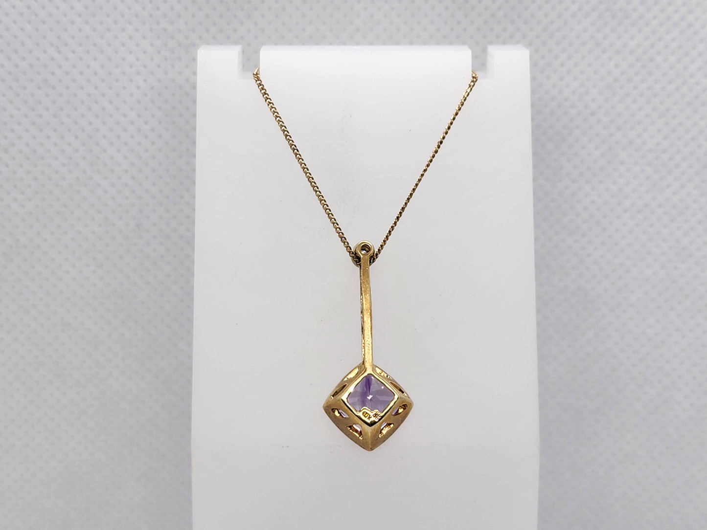 10KY MYSTIC TOPAZ & DIAMOND NECKLACE