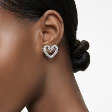 Una stud earrings Heart, Small, White, Rhodium plated 5625535 5628659
